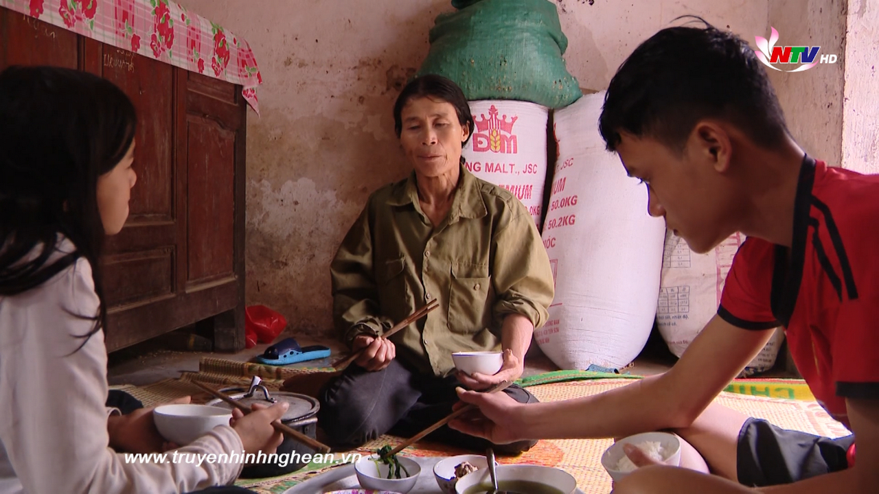 Nhịp cầu nhân ái: Hoàn cảnh khó khăn của GĐ chị Thắng ở Diễn An - Diễn Châu
