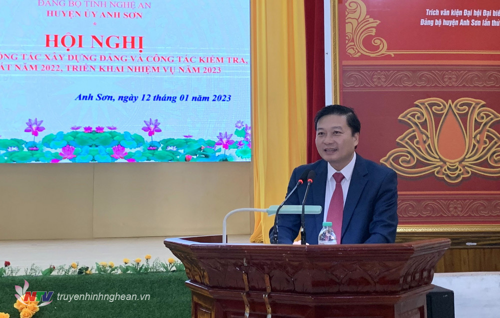 Phó Chủ tịch Thường trực UBND tỉnh dự hội nghị tổng kết công tác xây dựng Đảng huyện Anh Sơn