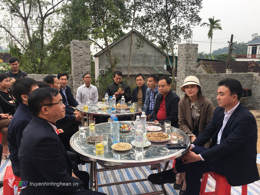 Trưởng ban Dân vận Tỉnh ủy dự buổi trao hỗ trợ 3 nhà Đại đoàn kết tại huyện Đô Lương