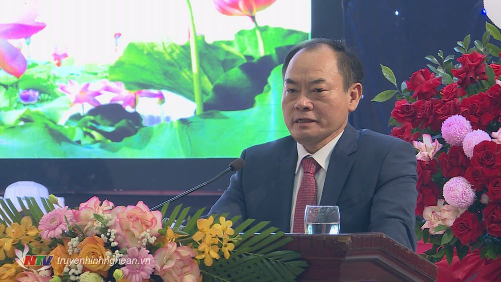 Trưởng BQL Khu kinh tế Đông Nam Lê Tiến Trị phát biểu tại hội nghị.