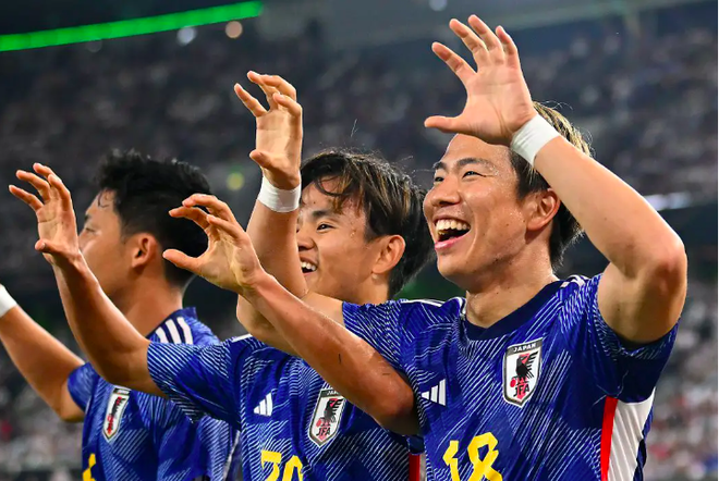 Tuyển Nhật Bản thể hiện phong độ đáng sợ trước khi tranh tài Asian Cup