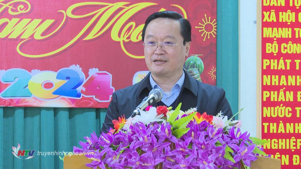 Chủ tịch UBND tỉnh Nguyễn Đức Trung phát biểu chúc Tết.