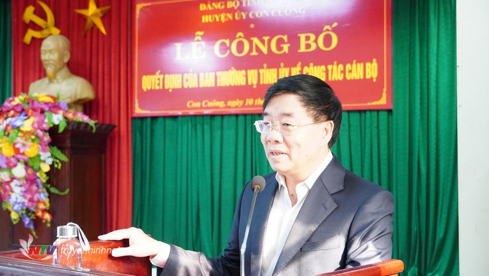 Phó Bí thư Thường trực Tỉnh uỷ Nguyễn Văn Thông phát biểu giao nhiệm vụ