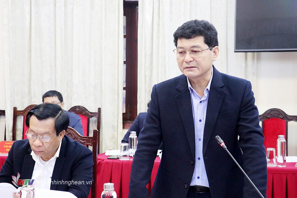 Đồng chí Phạm Trọng Hoàng - Chủ nhiệm Ủy ban Kiểm tra Tỉnh ủy phát biểu tại cuộc họp.