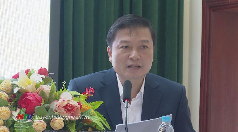 Đồng chí Lê Hồng Vinh - Uỷ viên BTV Tỉnh uỷ, Phó Chủ tịch Thường trực UBND tỉnh phát biểu chỉ đạo tại hội nghị