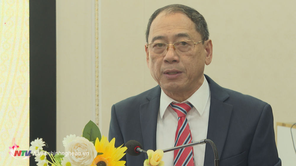 oàng Quốc Hào Chủ tịch Hội Luật gia tỉnh Nghệ An phát biểu 