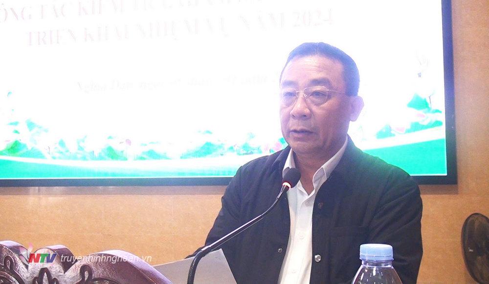 Đồng chí Nguyễn Văn Đệ - Phó Chủ tịch UBND tỉnh phát biểu chỉ đạo tại hội nghị.