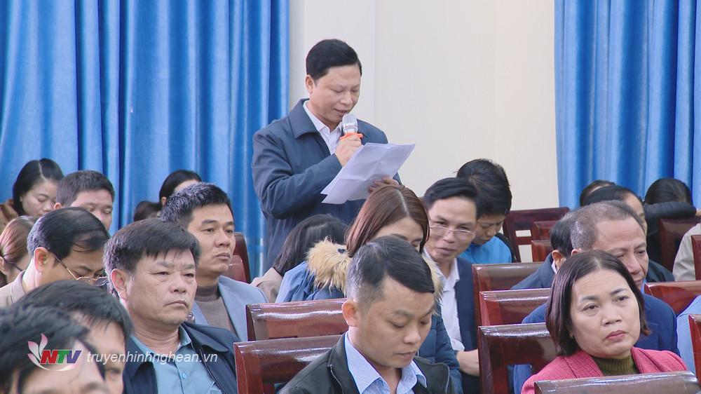 Bí thư Đảng uỷ xã Cát Văn Bùi Gia Hảo kiến nghị nâng cấp, sửa chữa các trạm bơm dọc sông Lam để đủ nguồn nước cho sản xuất nông nghiệp.