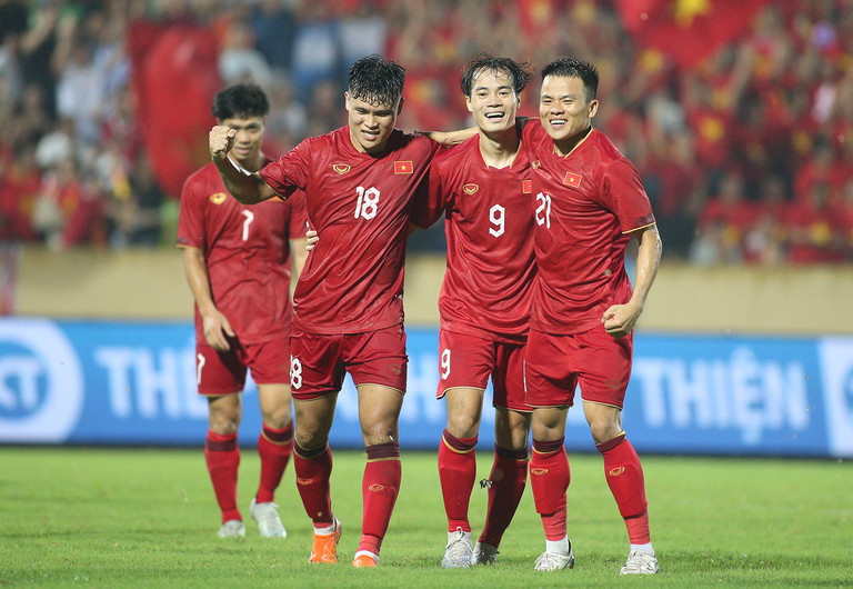 Mục tiêu trong năm 2024 của tuyển Việt Nam là rất nhiều như trở lại ngôi đầu ASEAN Cup, vé World Cup... nhưng trước mắt vẫn phải là Asian Cup 2023