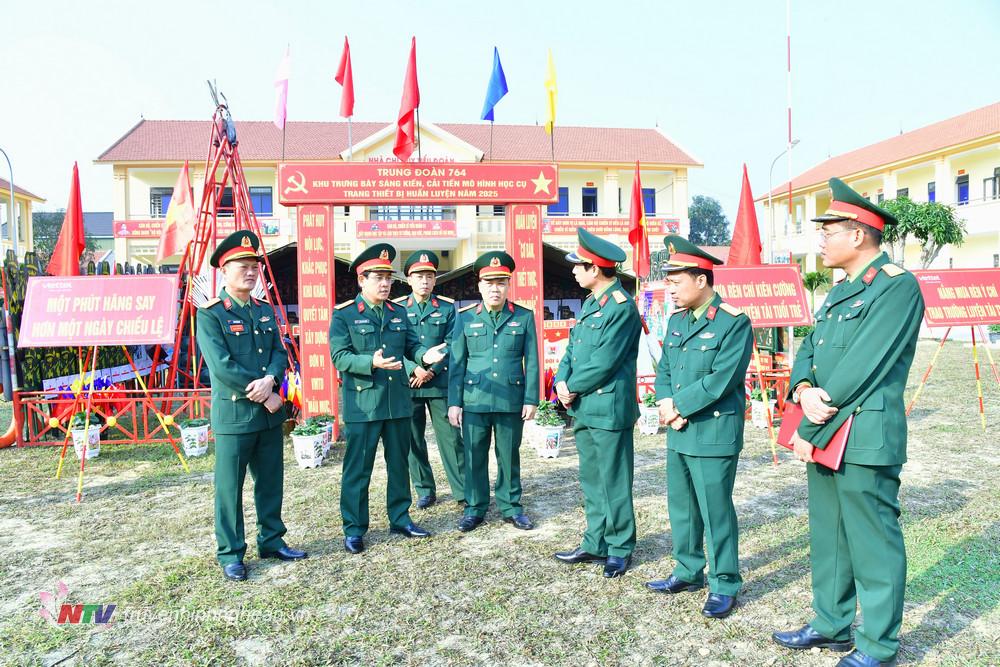 Kiểm tra công tác chuẩn bị cho tập huấn.