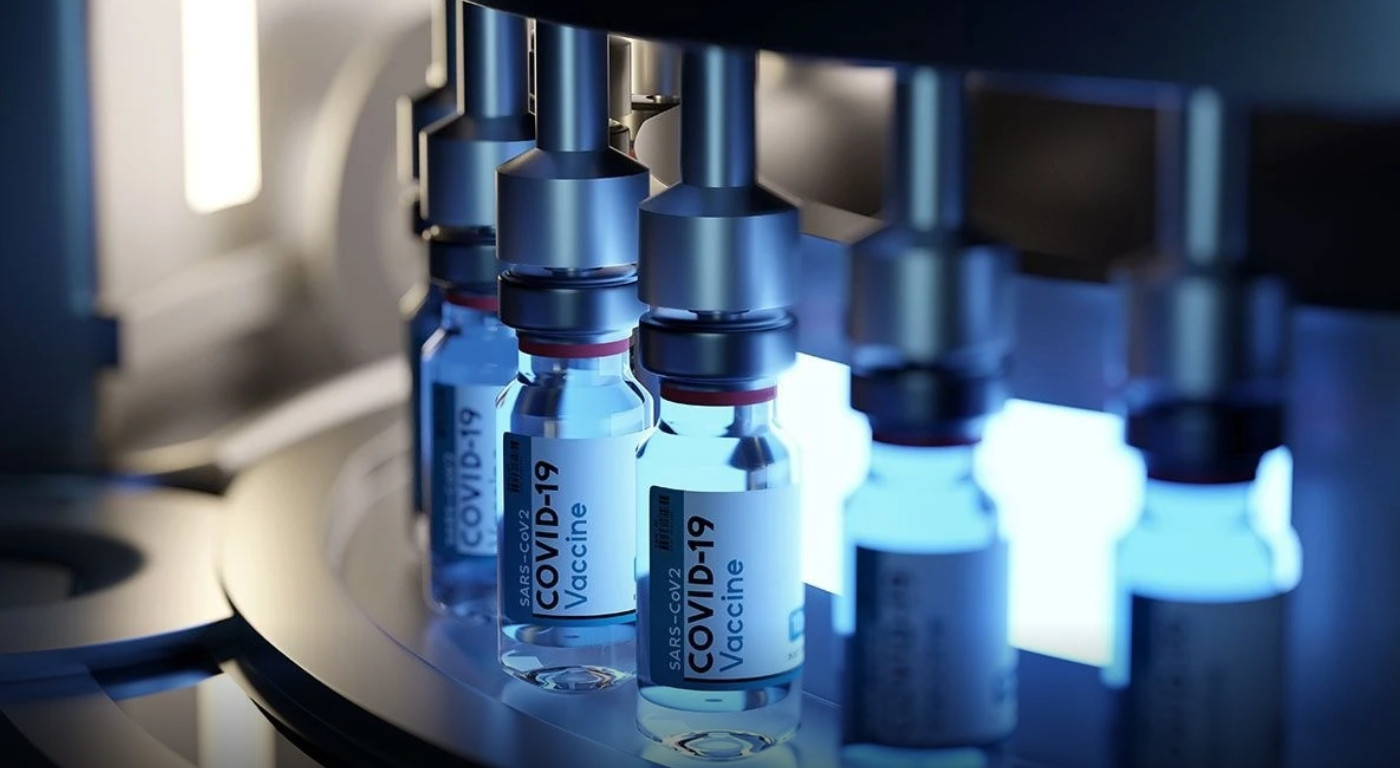 Trong quy trình sản xuất vaccine, nhiều bước tinh lọc và kiểm soát chất lượng được áp dụng nhằm cắt nhỏ và loại bỏ DNA khuôn. Ảnh: Shutterstock.