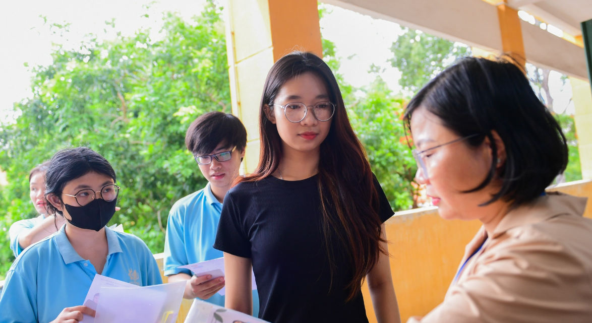 Học sinh thi tốt nghiệp THPT năm 2025, chuẩn bị cho hành trình nghề nghiệp tương lai. Ảnh: Nguyễn Huế