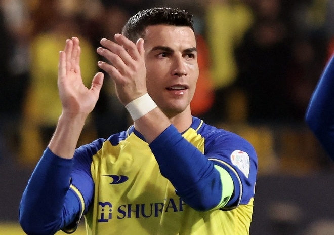 Ronaldo có cú đúp kiến tạo giúp Al Nassr giành chiến thắng.