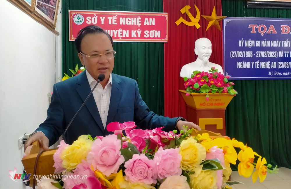 Phó Chủ tịch Thường trực HĐND tỉnh Nguyễn Nam Đình ghi nhận và đánh giá cao