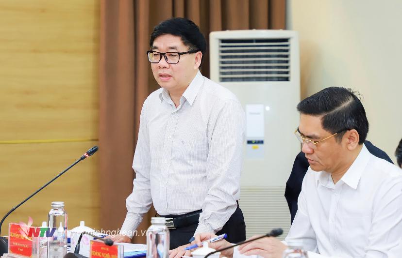 Đồng chí Nguyễn Văn Thông - Phó Bí thư Thường trực Tỉnh ủy phát biểu tại cuộc làm việc.