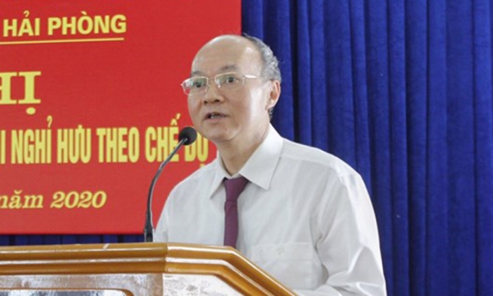 Ông Phạm Chí Bắc, nguyên Chủ tịch UBND quận Hải An (Hải Phòng) bị kỷ luật khiển trách. 