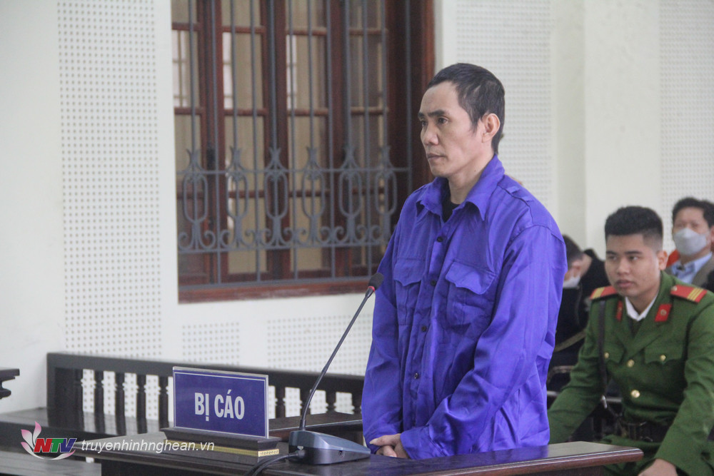Bị cáo Trần Văn Lô khai nhận hành vi phạm tội của mình.