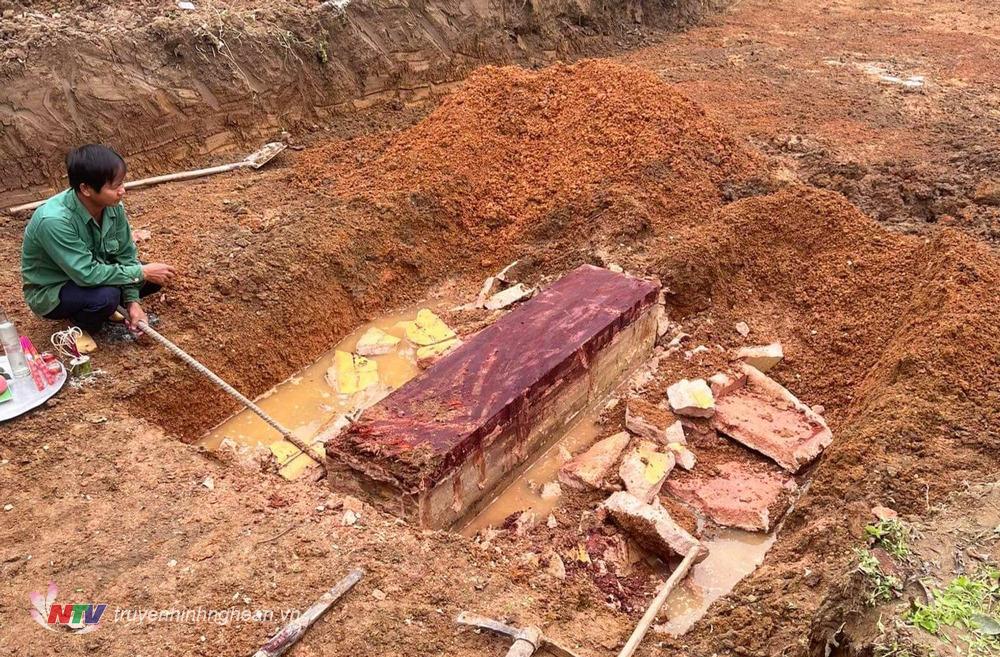 Ngôi mộ được phát hiện trong quá trình đáo móng xây nhà.