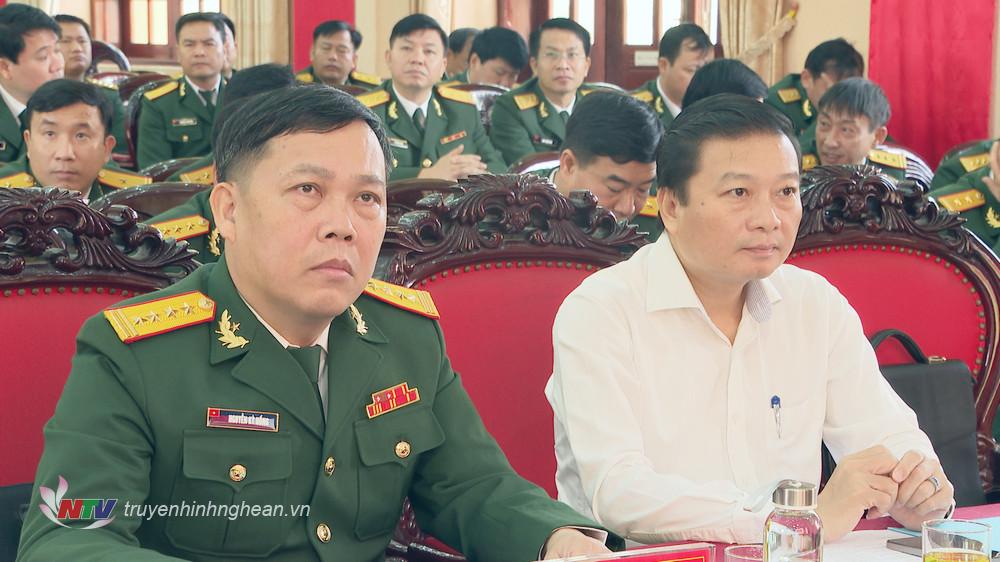 Phó Chủ tịch Thường trực UBND tỉnh Lê Hồng Vinh dự buổi lễ.