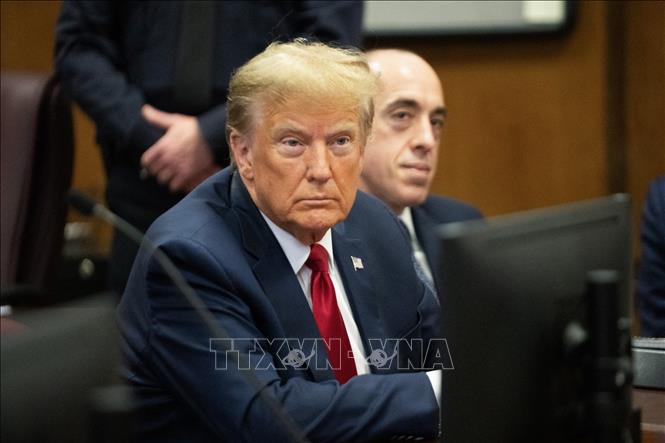 Cựu Tổng thống Mỹ Donald Trump tại Tòa án hình sự Manhattan, thành phố New York ngày 15/2/2024. Ảnh: AFP/TTXVN