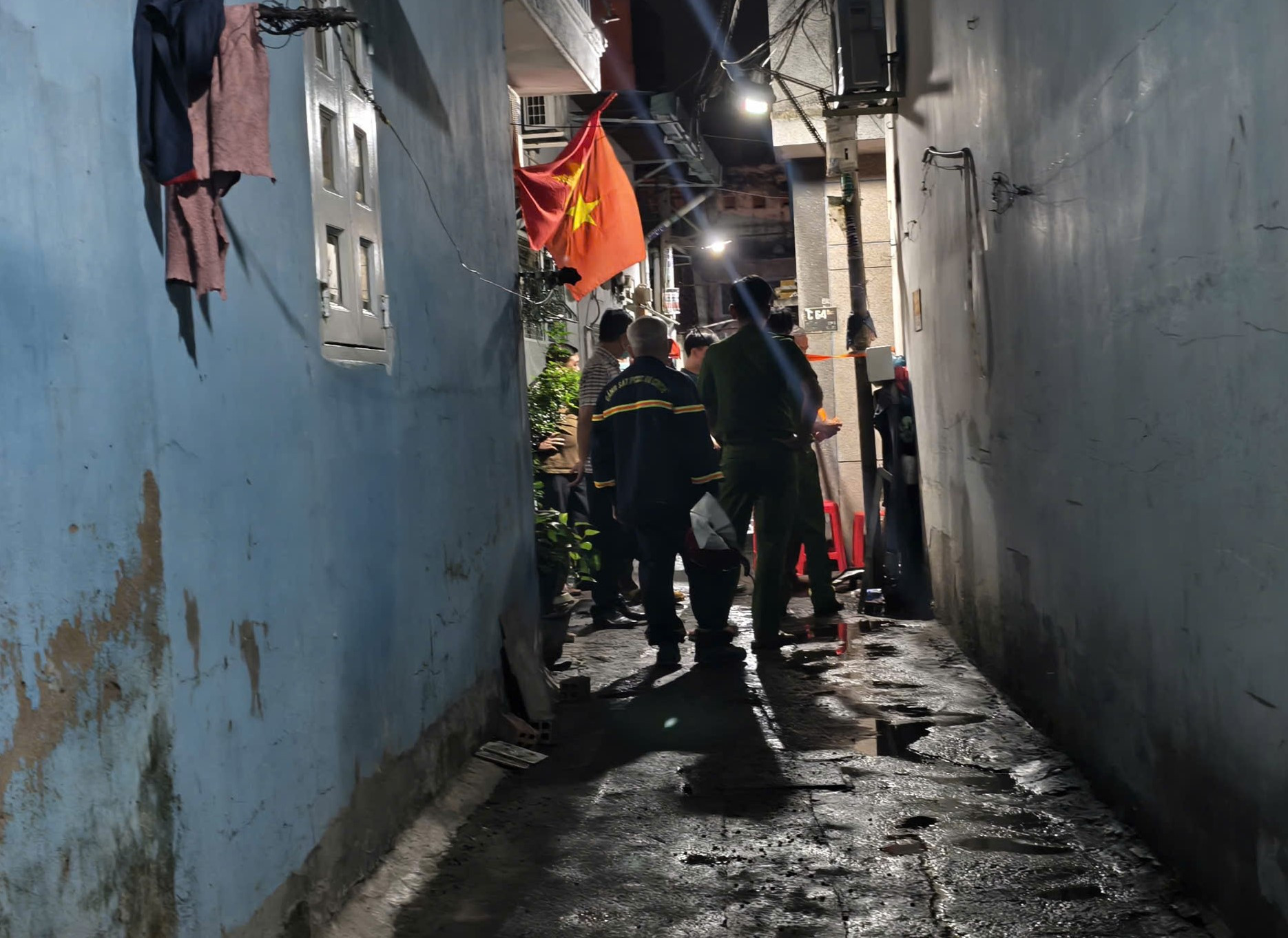 Căn nhà cháy nằm sâu trong hẻm ở TPHCM. Ảnh: TK