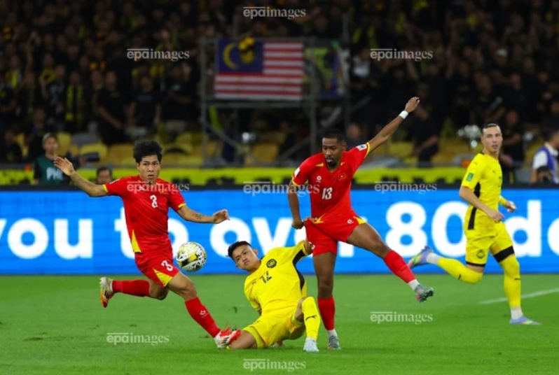 Đội tuyển Malaysia bị trừ điểm sẽ mang lại ưu thế lớn cho Việt Nam. Ảnh: EPA.