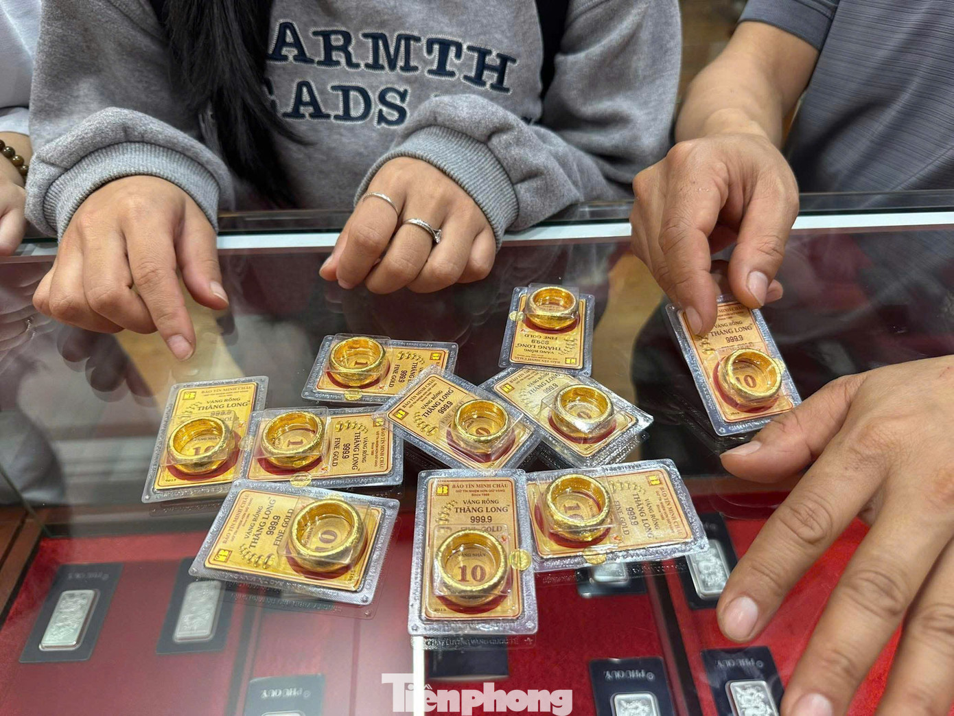 Giá vàng nhẫn vẫn tăng trước ngày Vía Thần tài.