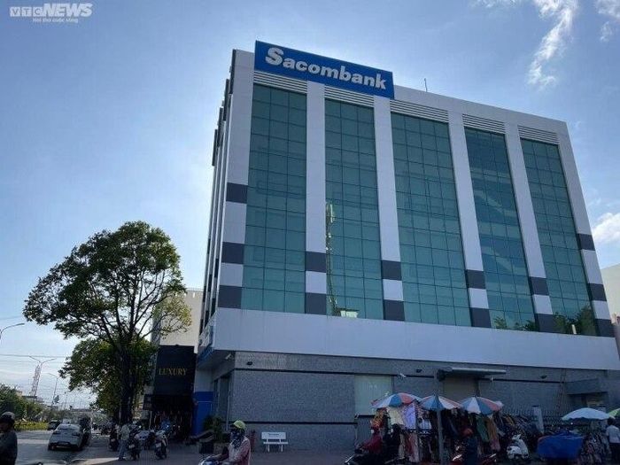 Ngân hàng Sacombank chi nhánh Cam Ranh.