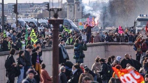 Những cuộc biểu tình ở Pháp có châm ngòi cho sự tan rã của EU?