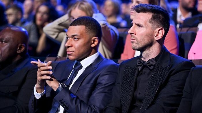 Messi và Mbappe vừa về nhất và nhì trong cuộc bầu chọn cầu thủ xuất sắc nhất mùa giải FIFA The Best. ẢNH: GETTY