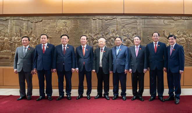 Các đồng chí lãnh đạo Đảng, Quốc hội, Chính phủ chụp ảnh chung với Chủ tịch nước