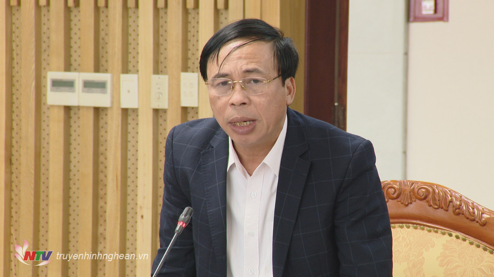 Giám đốc Sở Công thương Phạm Văn Hoá phát biểu tại cuộc làm việc.