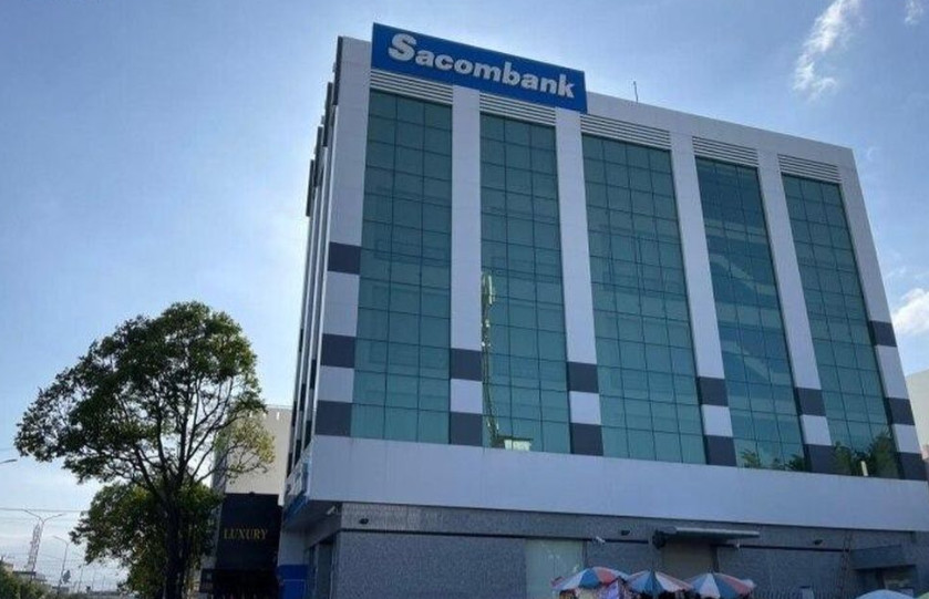 Giám đốc Sacombank Khánh Hòa bị cách chức vì để tiền của khách hàng &quote;bốc hơi&quote;