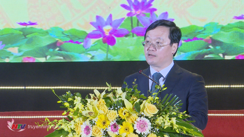 Đồng chí Nguyễn Đức Trung - Phó Bí thư Tỉnh uỷ, Chủ tịch UBND tỉnh phát biểu tại buổi lễ.