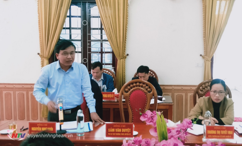 Đồng chí Nguyễn Như Khôi - Phó Chủ tịch HĐND tỉnh phát biểu chỉ đạo tại kỳ họp.