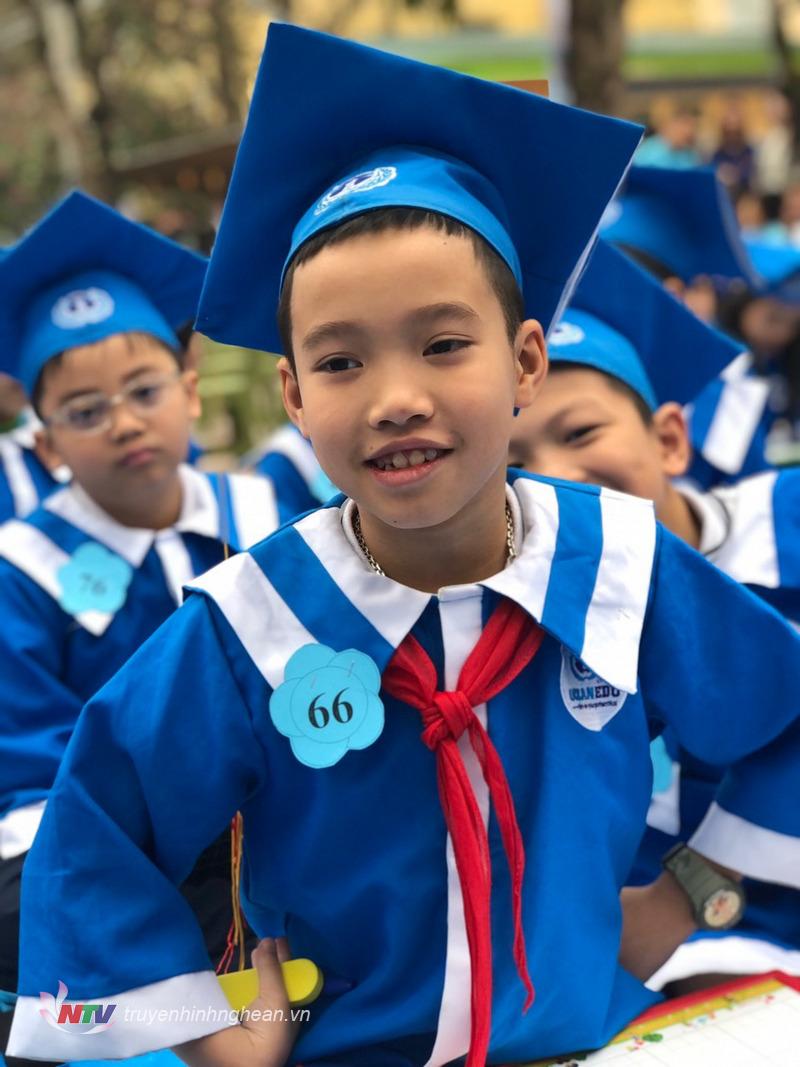 Nguyễn Đỗ Bảo Nguyên - Học sinh lớp 5H, Trường Tiểu học Lê Mao, TP Vinh, là người chiến thắng quý I - English Challenge mùa 7 với số điểm 535.