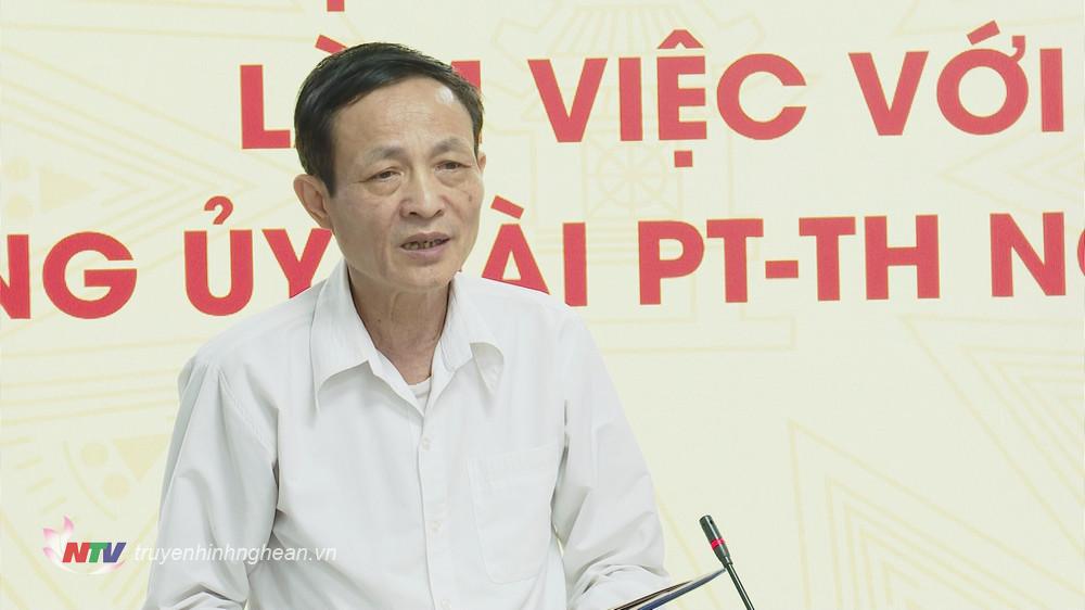 Đồng chí Hoàng Văn Nhiên - Phó Bí thư Thường trực Đảng uỷ Khối CCQ tỉnh phát biểu kết luận buổi làm việc.