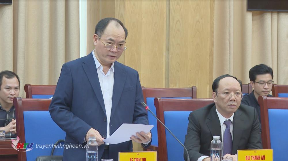 Đồng chí Lê Tiến Trị - Trưởng ban Quản lý Khu Kinh tế Đông Nam Nghệ An phát biểu tại buổi lễ.