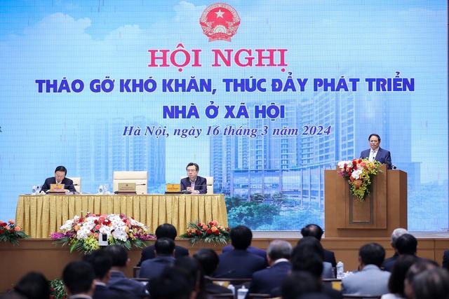 Thủ tướng Chính phủ Phạm Minh Chính chủ trì hội nghị tháo gỡ khó khăn, thúc đẩy phát triển nhà ở xã hội - Ảnh: VGP/Nhật Bắc