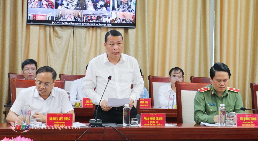 Giám đốc Sở KH&ĐT Phạm Hồng Quang báo cáo kết quả tình hình phát triển kinh tế - xã hội quý I và nhiệm vụ, giải pháp quý II/2024.