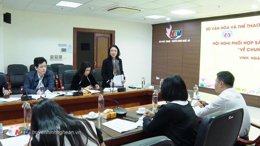 Bà Trần Thị Mỹ Hạnh - Giám đốc Sở Văn hoá và Thể thao phát biểu tại cuộc họp.
