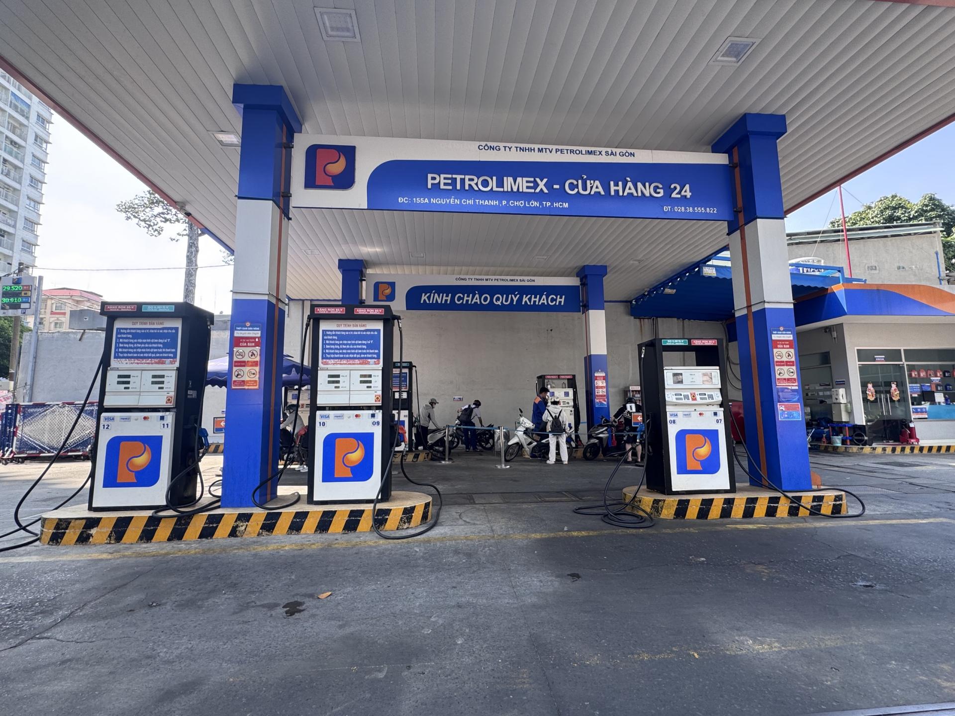 Tạo nguồn cung ứng xăng dầu