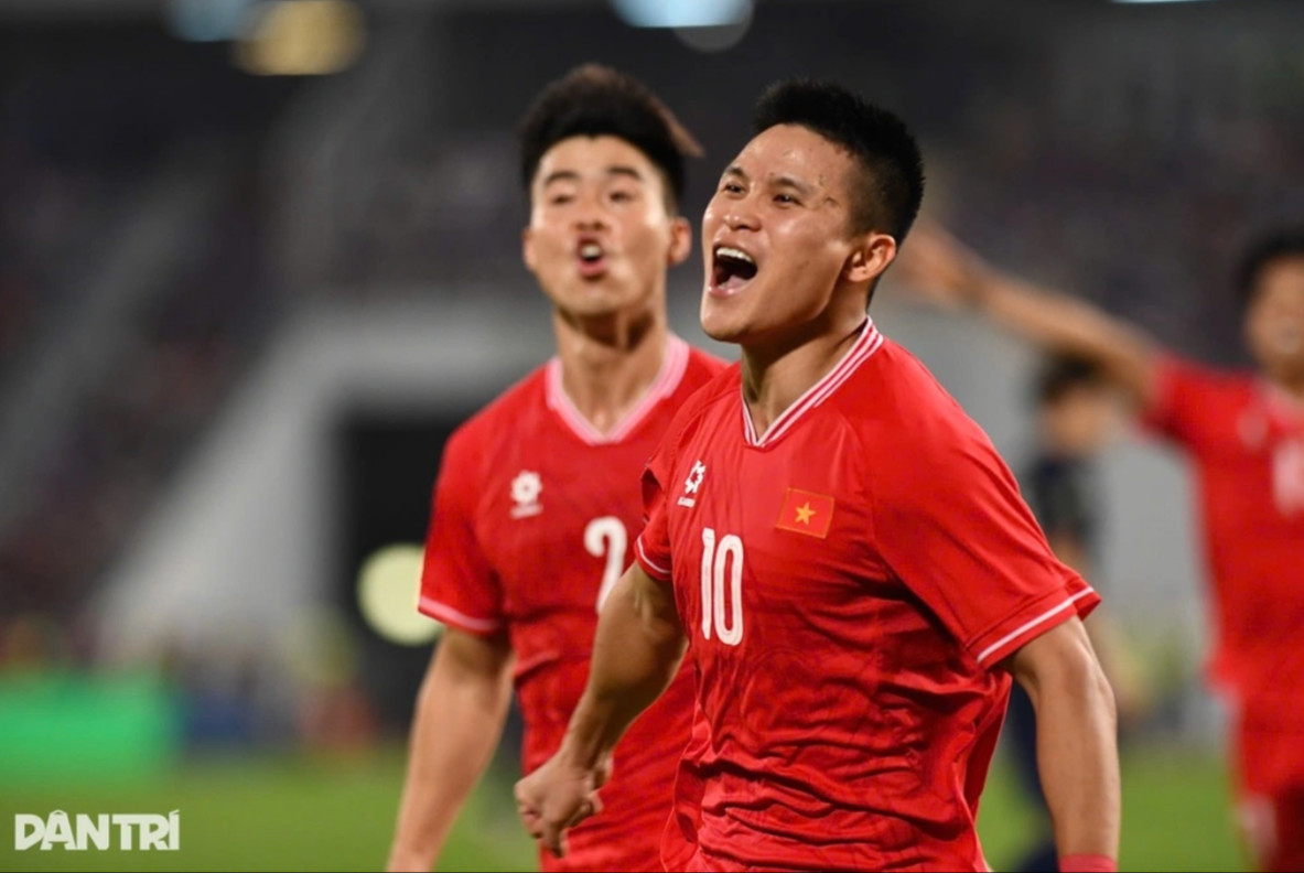 Tuyển Việt Nam là đội bóng thứ 21 giành quyền tham dự Asian Cup 2027 (Ảnh: Hướng Dương).