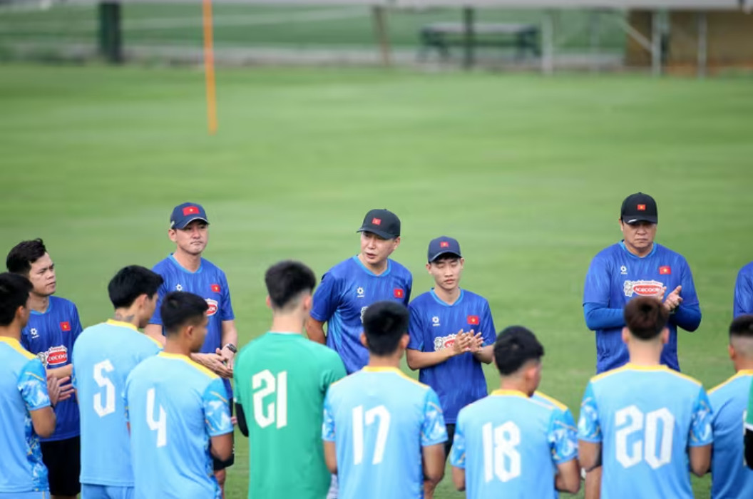 HLV Kim Sang Sik có nhiều phép tính. Ảnh: S.N