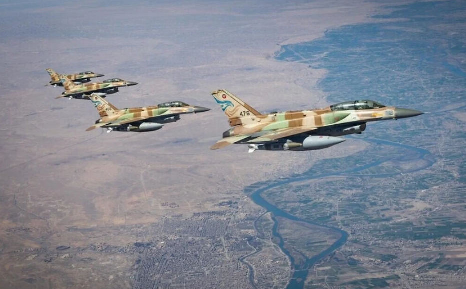 Tiêm kích F-16i của Không quân Israel bay đến Iran trong bức ảnh do quân đội Israel công bố ngày 4-3. Ảnh: IDF