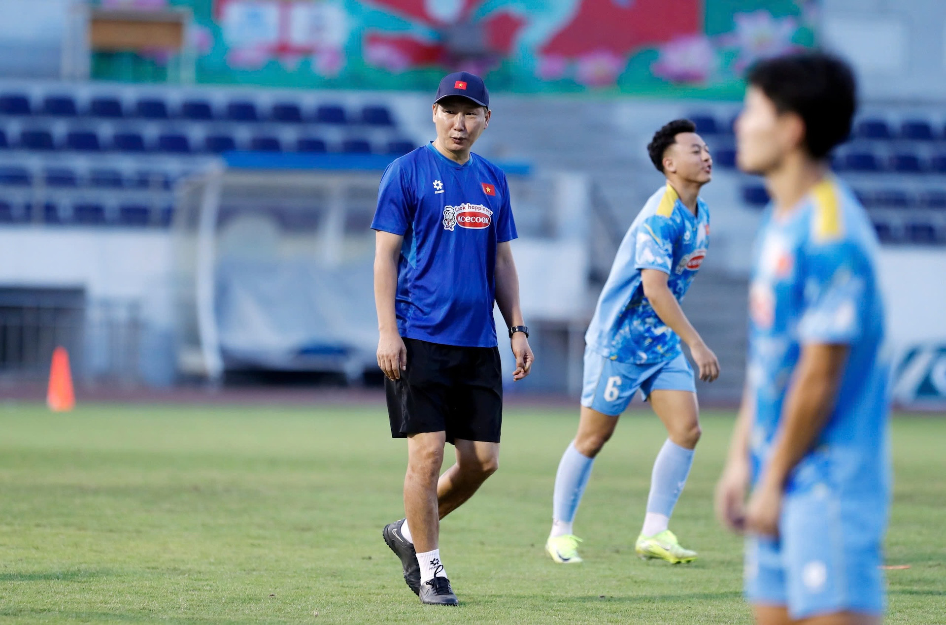 HLV Kim Sang Sik gây bất ngờ với danh sách tuyển Việt Nam vừa công bố