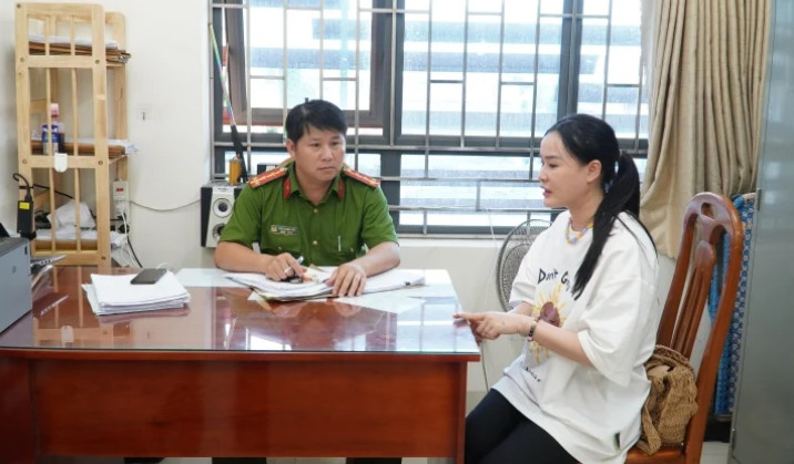 Hotgirl Tina Dương- Ninh Thị Vân Anh làm việc với cơ quan công an trước đó.