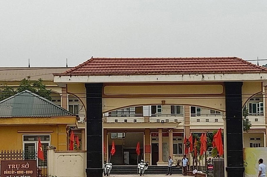 Trụ sở UBND xã An Bình nơi Bùi Thanh Dương công tác (Ảnh: Báo Hòa Bình).
