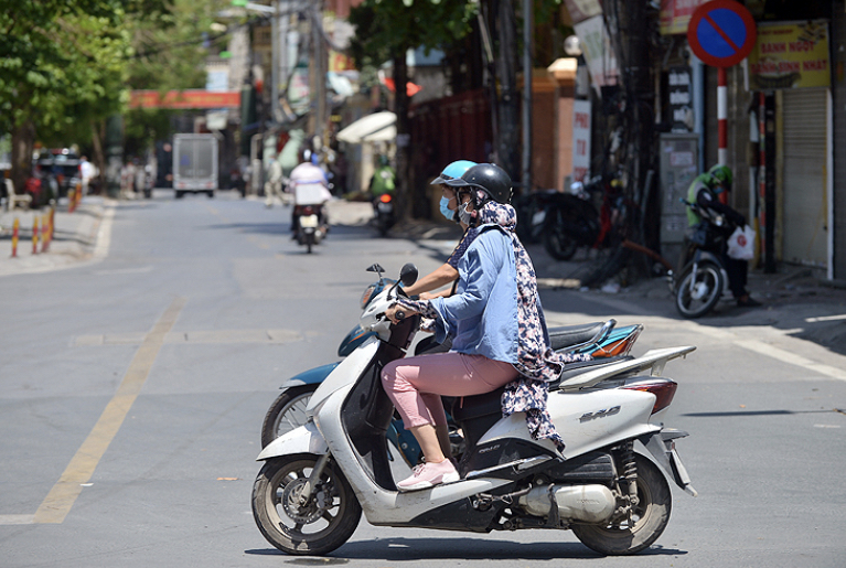 Khu vực phía Tây Bắc Bộ, Thanh Hóa đến Thừa Thiên - Huế có nắng nóng.