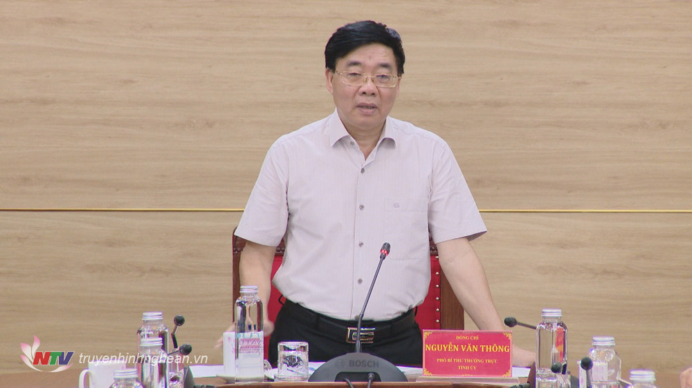 Đồng chí Nguyễn Văn Thông - Phó Bí thư Thường trực Tỉnh ủy phát biểu kết luận cuộc làm việc.